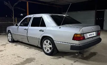 Mercedes-Benz E-Класс 1992 года за 1 800 000 тг. в Шымкент фото 4