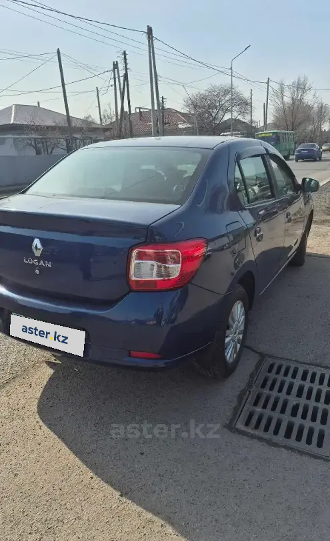 Renault Logan 2014 года за 2 800 000 тг. в Алматы фото 3