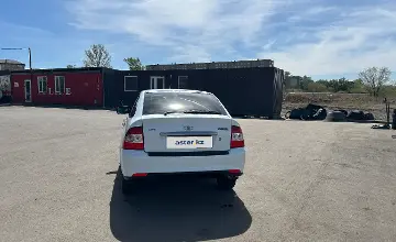LADA (ВАЗ) Priora 2015 года за 2 550 000 тг. в Караганда фото 4