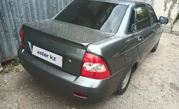 LADA (ВАЗ) Priora 2011 года за 1 300 000 тг. в Астана фото 3