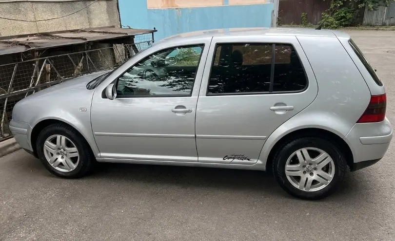 Volkswagen Golf 2003 года за 2 000 000 тг. в Алматы фото 4