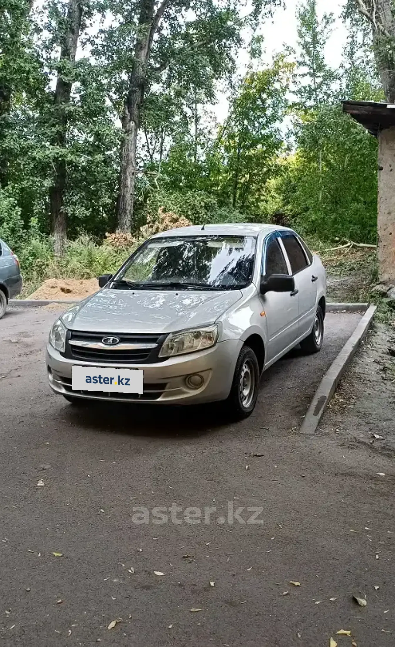 LADA (ВАЗ) Granta 2013 года за 2 350 000 тг. в Караганда фото 1