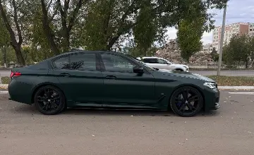BMW 5 серии 2021 года за 38 000 000 тг. в Астана фото 3