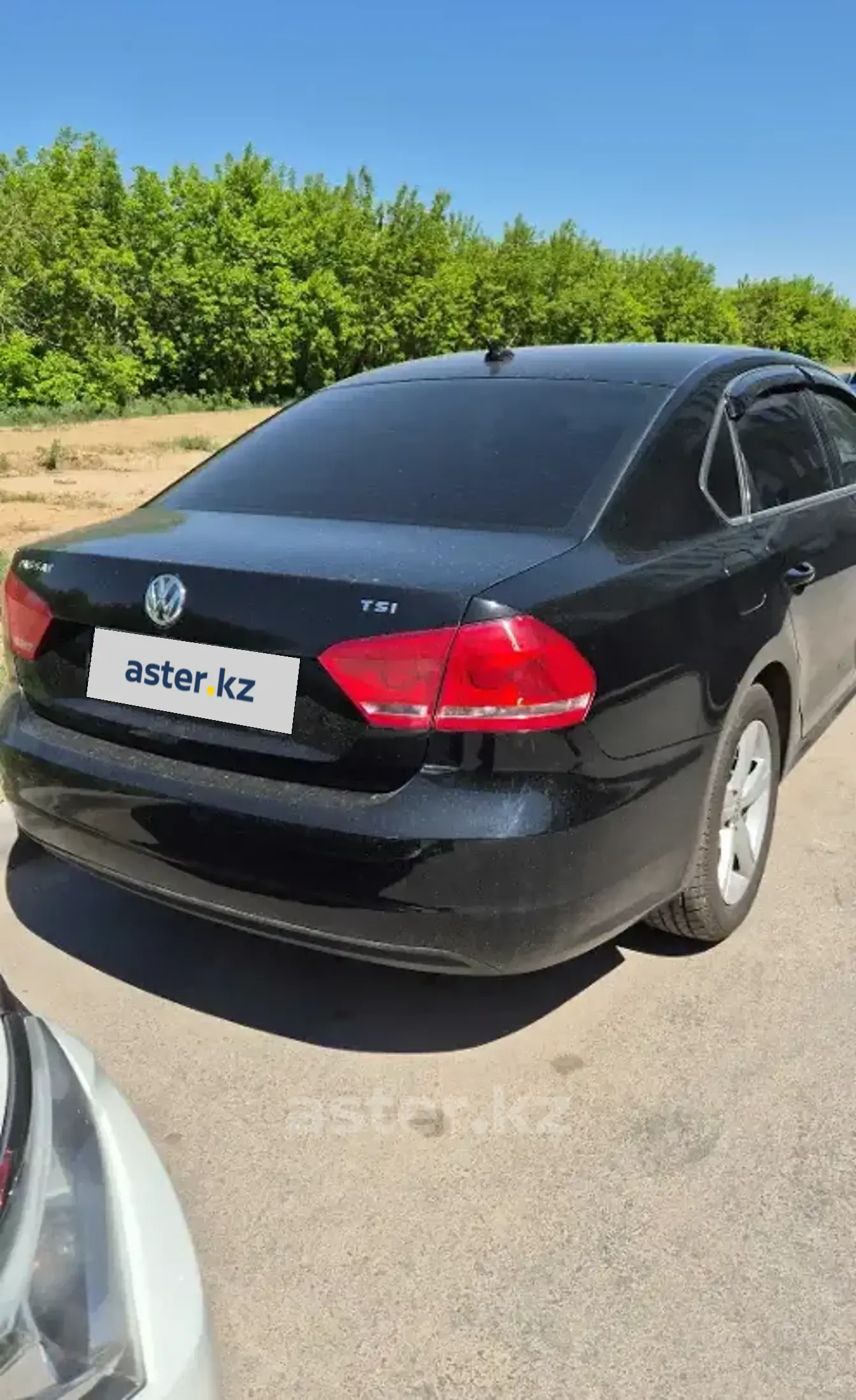 Volkswagen Passat 2015 года за 5 800 000 тг. в Астана фото 4
