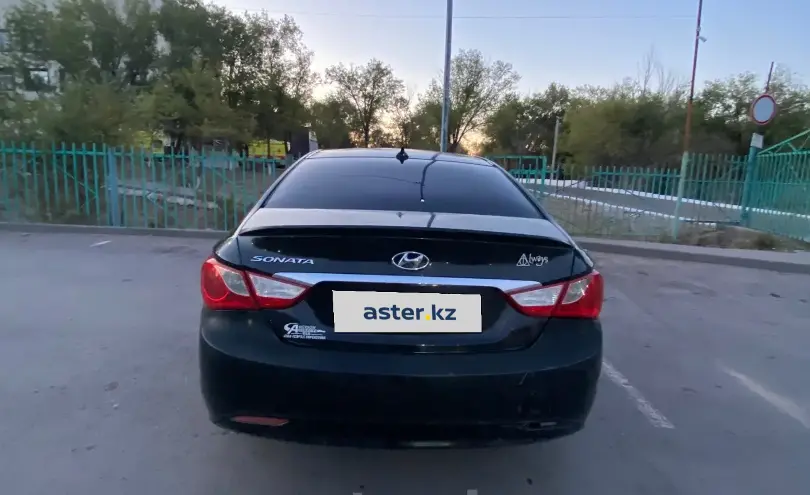 Hyundai Sonata 2012 года за 3 800 000 тг. в Карагандинская область фото 3