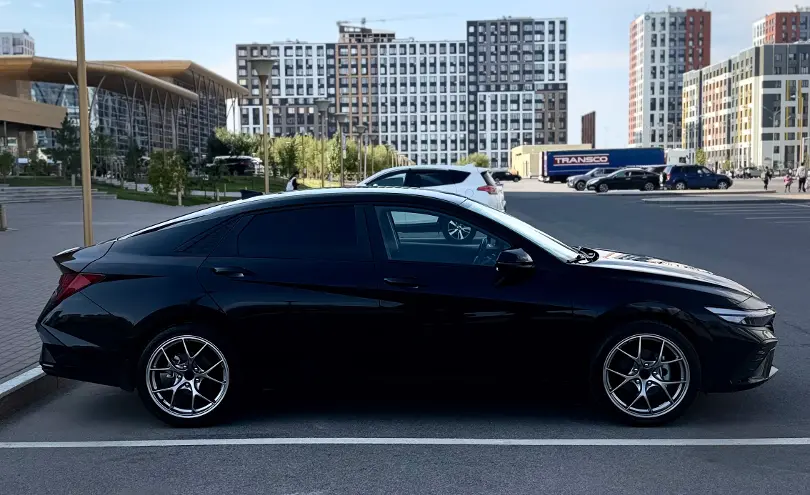 Hyundai Elantra 2024 года за 9 500 000 тг. в Астана фото 5