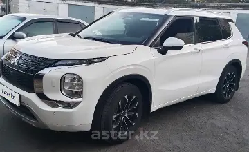 Mitsubishi Outlander 2023 года за 18 000 000 тг. в Костанайская область фото 1