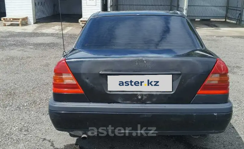 Mercedes-Benz C-Класс 1995 года за 800 000 тг. в Усть-Каменогорск фото 3