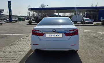 Toyota Camry 2013 года за 9 500 000 тг. в Алматы фото 4