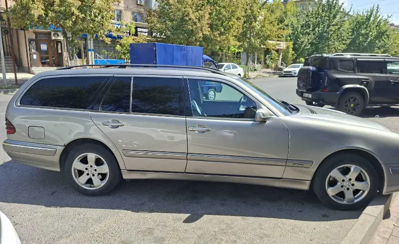 Mercedes-Benz E-Класс 2002 года за 3 500 000 тг. в Шымкент фото 2