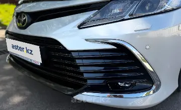 Toyota Camry 2023 года за 16 800 000 тг. в Алматы фото 2