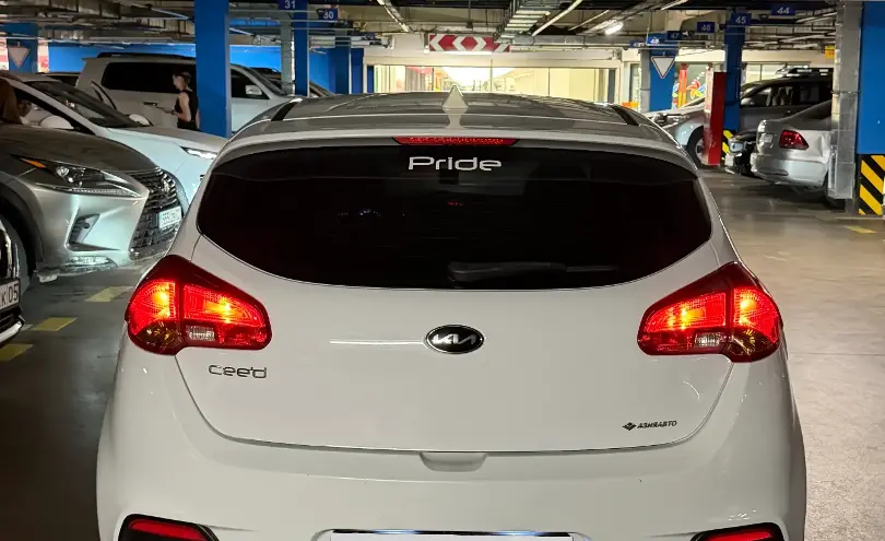 Kia Ceed 2013 года за 5 500 000 тг. в Алматы фото 2