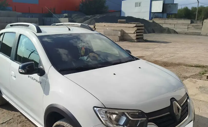 Renault Sandero 2022 года за 6 100 000 тг. в Уральск фото 2