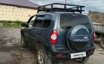 Chevrolet Niva 2011 года за 2 500 000 тг. в Астана фото 3