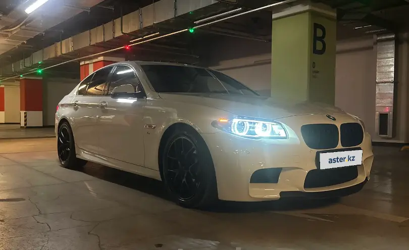 BMW 5 серии 2015 года за 13 900 000 тг. в Алматы