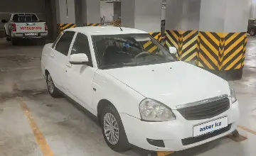 LADA (ВАЗ) Priora 2014 года за 1 900 000 тг. в Астана фото 2