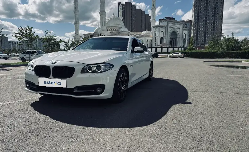 BMW 5 серии 2014 года за 9 500 000 тг. в Астана фото 2