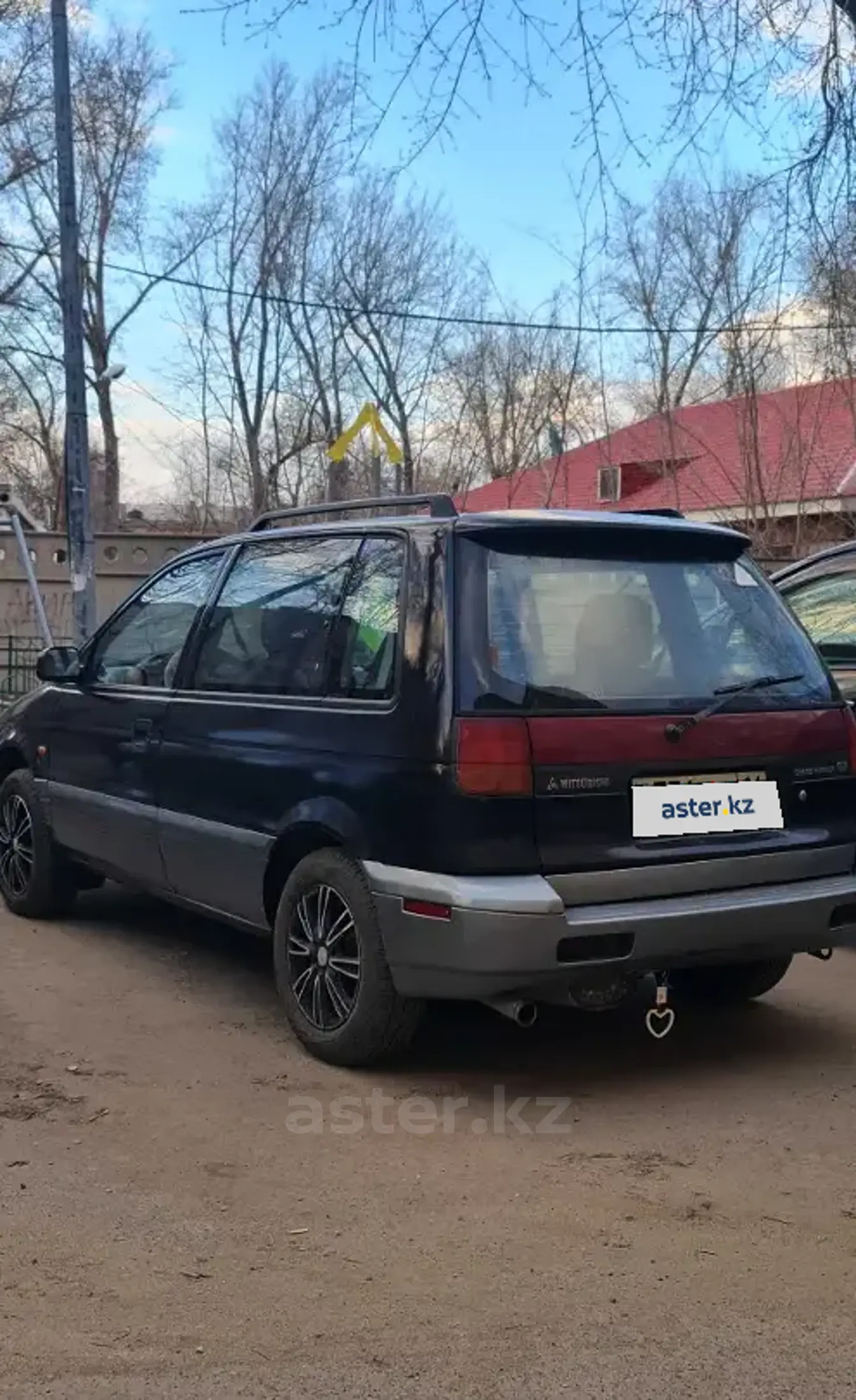 Mitsubishi Space Runner 1993 года за 1 500 000 тг. в Павлодарская область фото 2