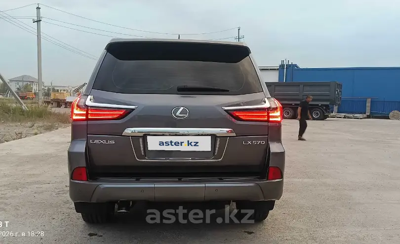 Lexus LX 2019 года за 42 000 000 тг. в Астана фото 4