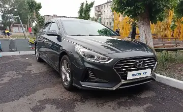 Hyundai Sonata 2019 года за 8 000 000 тг. в Астана