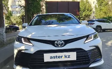 Toyota Camry 2022 года за 13 500 000 тг. в Актюбинская область