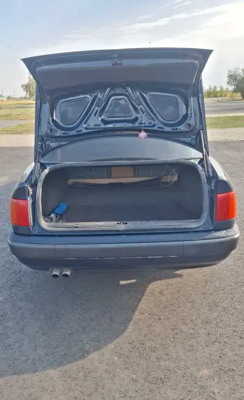 Audi 100 1992 года за 1 700 000 тг. в Павлодарская область