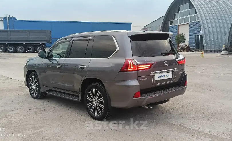 Lexus LX 2019 года за 42 000 000 тг. в Астана фото 5