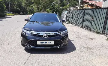 Toyota Camry 2017 года за 10 500 000 тг. в Алматы фото 2