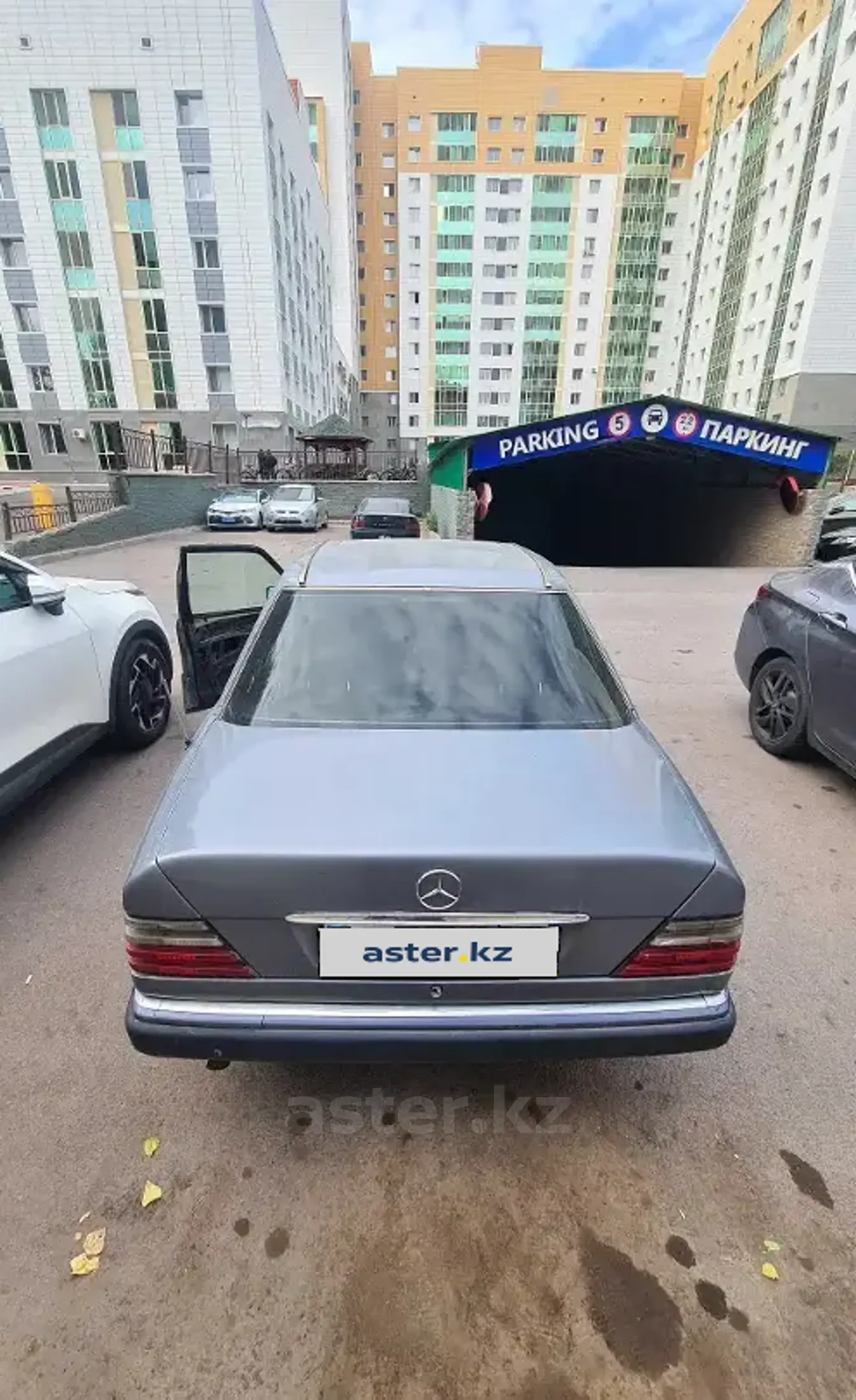 Mercedes-Benz W124 1990 года за 1 000 000 тг. в Астана