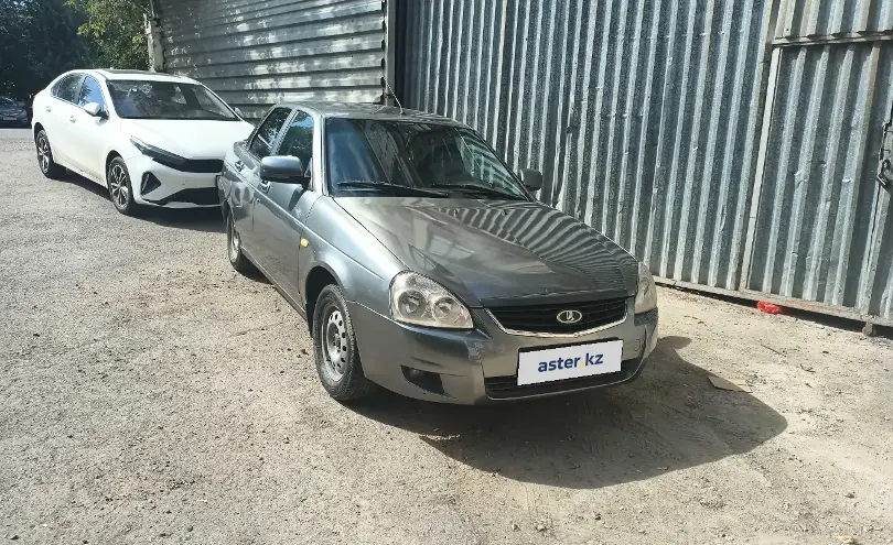 LADA (ВАЗ) Priora 2011 года за 1 300 000 тг. в Астана фото 2