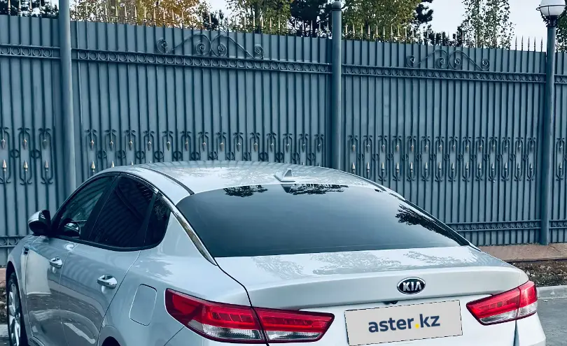 Kia Optima 2018 года за 8 700 000 тг. в Астана фото 3