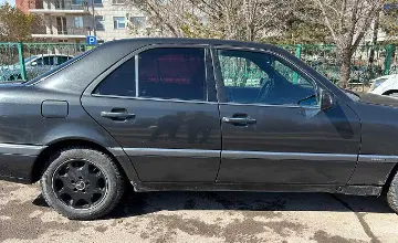 Mercedes-Benz C-Класс 1994 года за 950 000 тг. в Астана фото 4