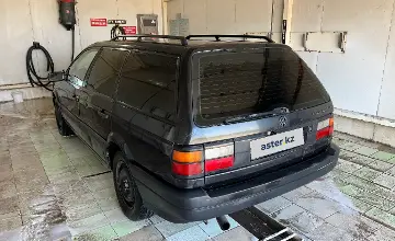 Volkswagen Passat 1991 года за 1 300 000 тг. в Караганда фото 4