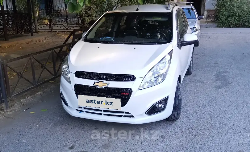 Chevrolet Spark 2011 года за 3 500 000 тг. в Шымкент фото 1