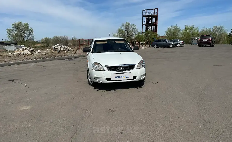 LADA (ВАЗ) Priora 2015 года за 2 550 000 тг. в Караганда фото 1