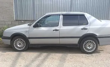 Volkswagen Vento 1994 года за 780 000 тг. в Алматинская область фото 2