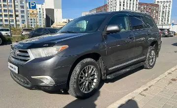 Toyota Highlander 2011 года за 10 500 000 тг. в Астана фото 1