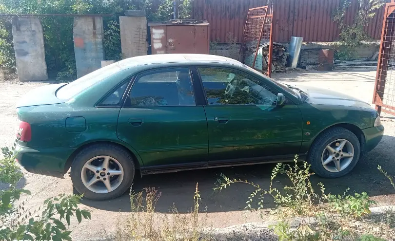 Audi A4 1997 года за 1 000 000 тг. в Астана фото 3
