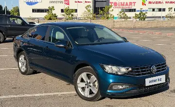 Volkswagen Passat 2020 года за 13 500 000 тг. в Алматы фото 1