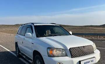 Toyota Highlander 2002 года за 6 300 000 тг. в Астана фото 2
