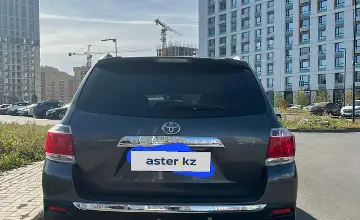 Toyota Highlander 2011 года за 10 500 000 тг. в Астана фото 4