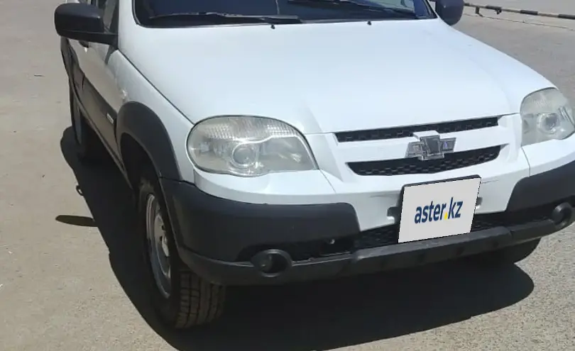 Chevrolet Niva 2016 года за 3 000 000 тг. в Алматы фото 2