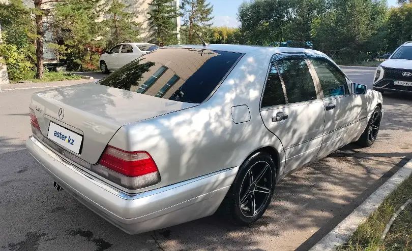 Mercedes-Benz S-Класс 1997 года за 3 500 000 тг. в Астана фото 3