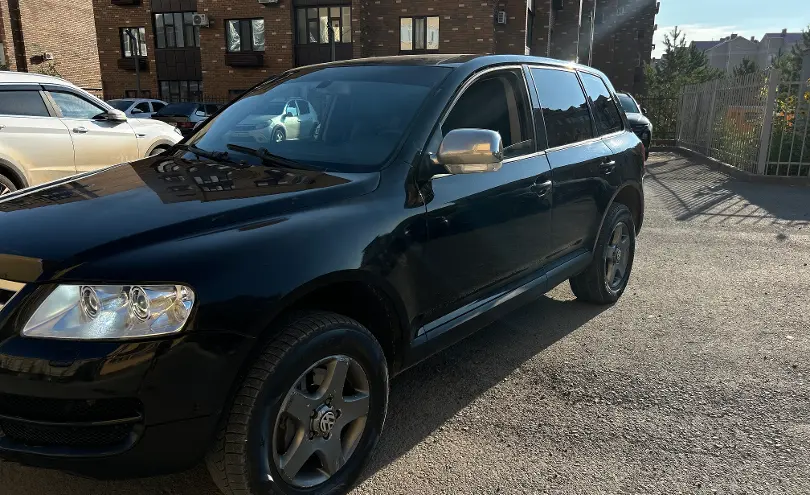 Volkswagen Touareg 2004 года за 5 030 000 тг. в Астана фото 2