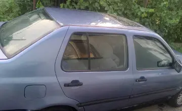 Volkswagen Vento 1993 года за 1 300 000 тг. в Алматинская область фото 2