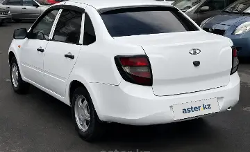 LADA (ВАЗ) Granta 2013 года за 1 600 000 тг. в Караганда фото 3