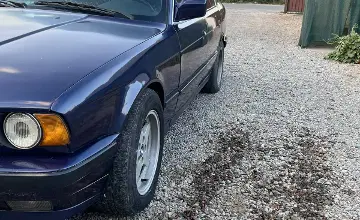 BMW 5 серии 1990 года за 1 650 000 тг. в Алматы фото 2