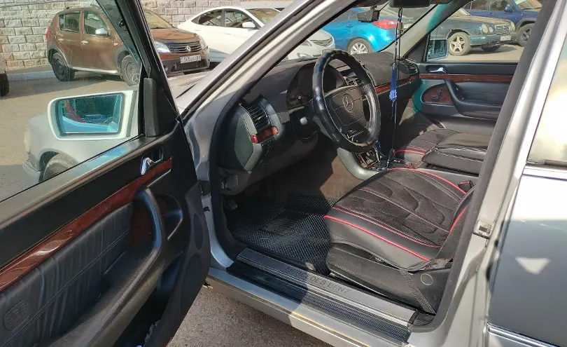 Mercedes-Benz S-Класс 1997 года за 3 500 000 тг. в Астана фото 5