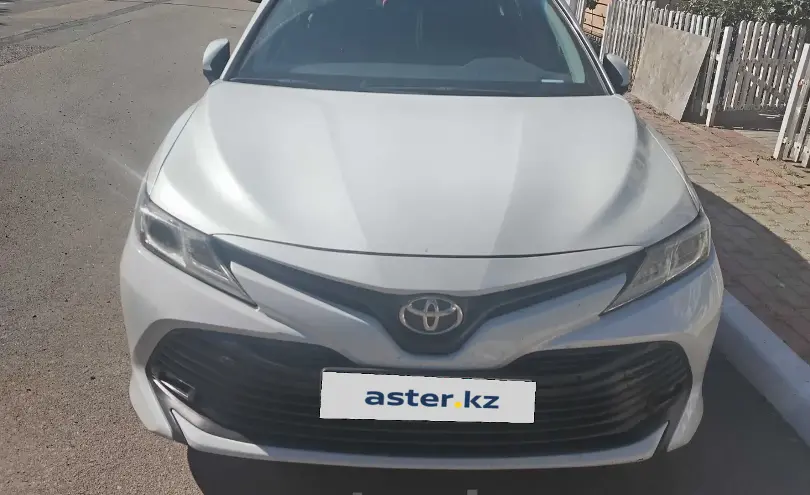 Toyota Camry 2020 года за 12 000 000 тг. в Астана