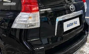 Toyota Land Cruiser Prado 2012 года за 14 200 000 тг. в Астана
